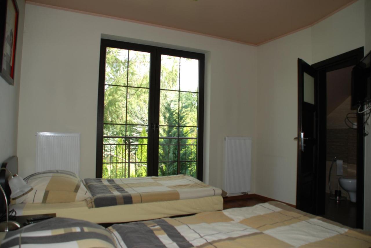Villarenoma Nadarzyn Exteriér fotografie