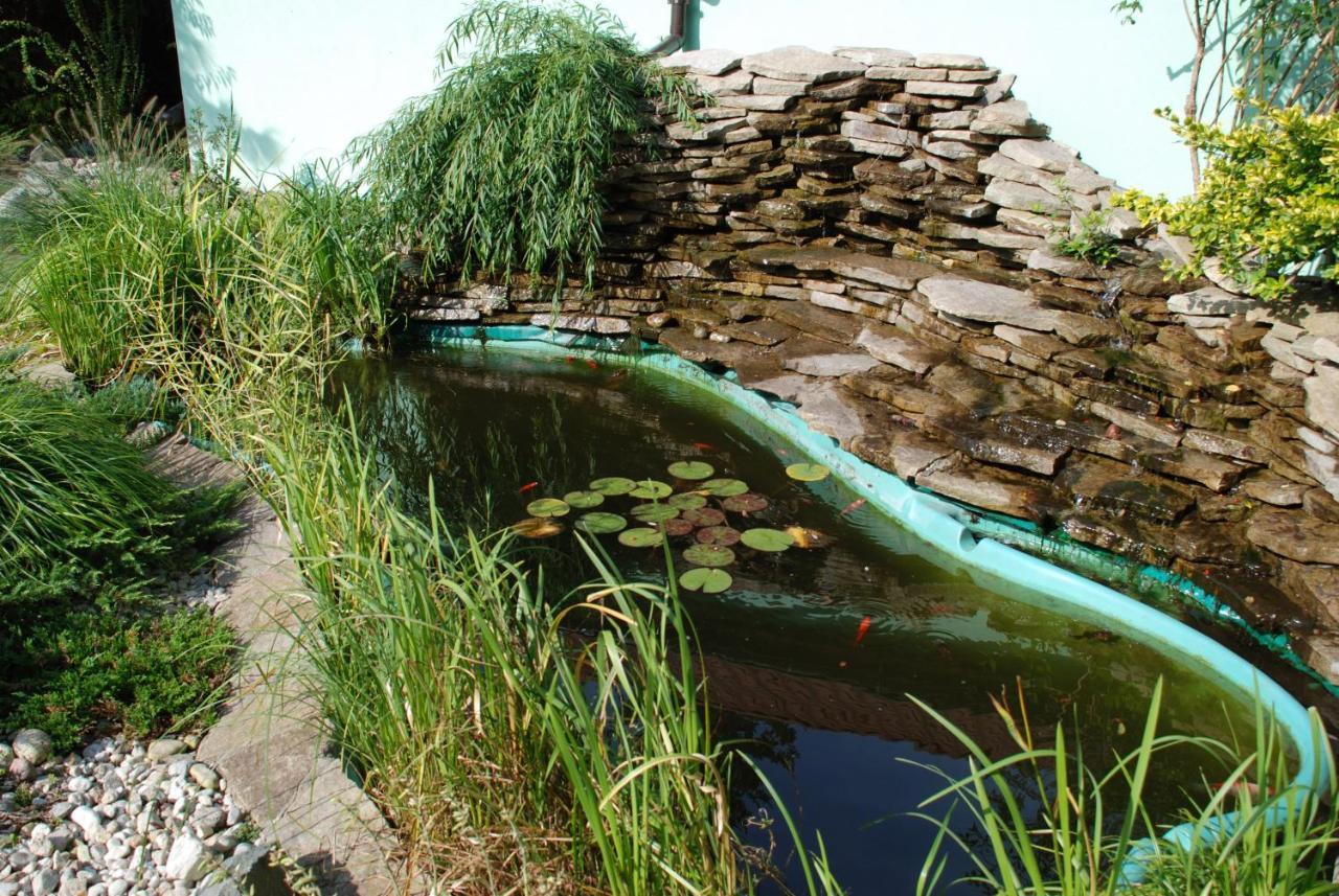 Villarenoma Nadarzyn Exteriér fotografie